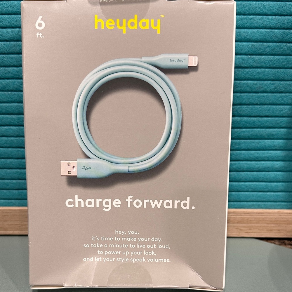 Heyday Sky Blue 6ft Soft-Touch Cable - Picture 2 of 3